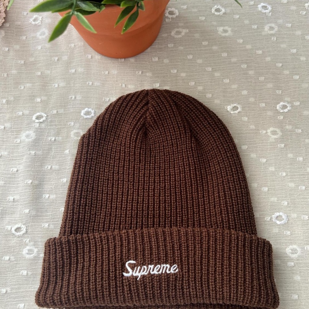 SOLD!!Supreme beanie